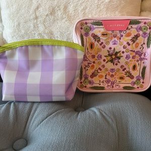 Estée Lauder Cosmetic/Makeup Bags (2) New